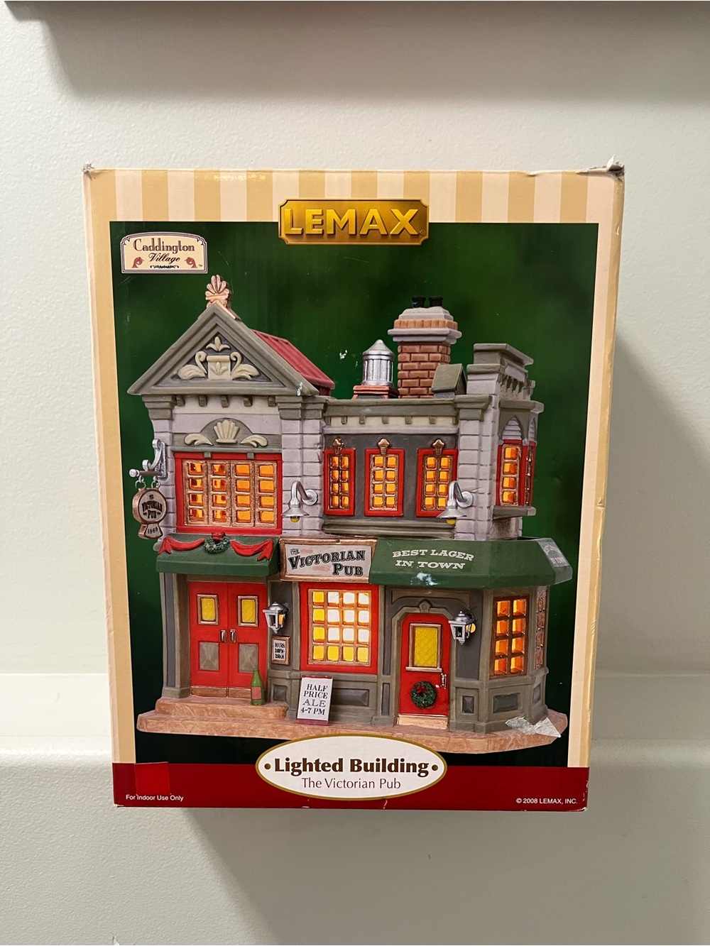 Lemax Victorian Pub Lighted Building Christmas house READ